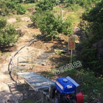 供應山地單軌車 山地爬坡單軌道運輸車 汽油動力廠家價格優惠