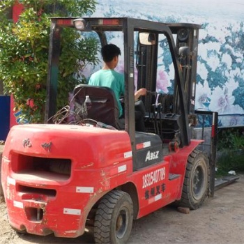 山東菏澤東明曹縣成武巨野鄆城鄄城叉車培訓(xùn)學(xué)校叉車培訓(xùn)